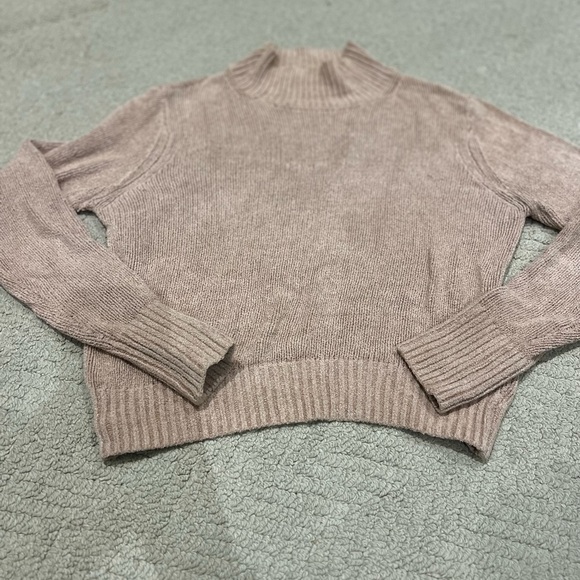 Aritzia Wilfred Corteta chenille sweater - Picture 4 of 4